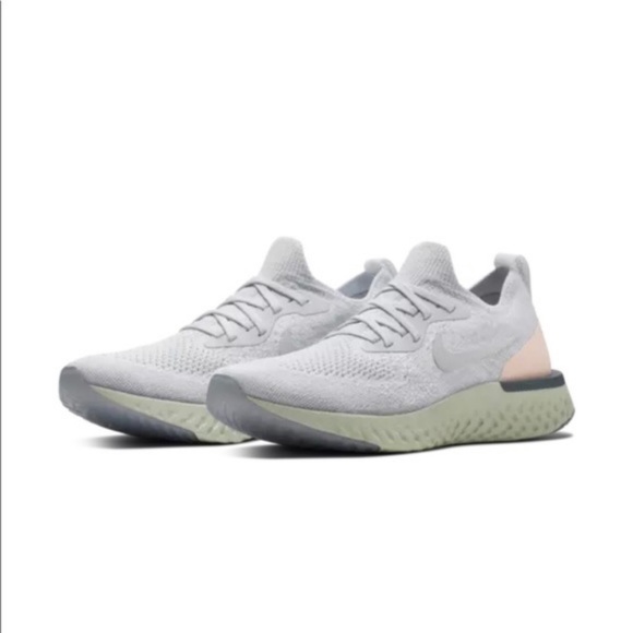 Nike Shoes - Nike epic react size 7